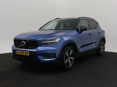 Gebraucht Volvo XC40 156 PS (114 kW) 2018 Blau SUV