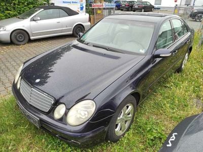 Mercedes E240