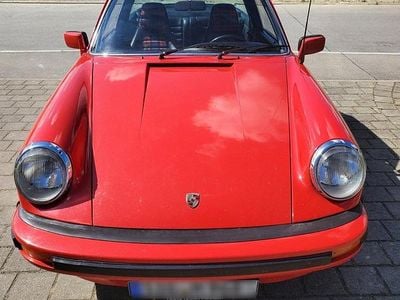 Second-hand Porsche 911SC 180 CP (132 kW) 1978 Roșu