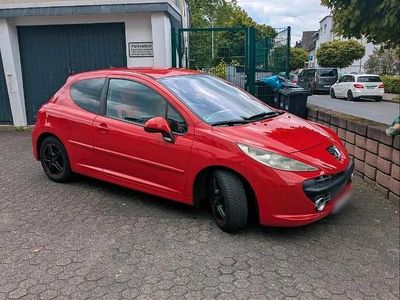 Gebraucht Peugeot 207 75 PS (55 kW) 2006 Rot Coupé