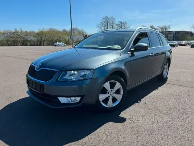 Gebraucht Skoda Octavia Style 150 PS (110 kW) 2016 Grau Kombi