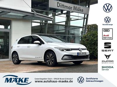 Weiß Gebraucht 2023 VW Golf VIII Move Limousine | 27.850 € (Etwas zu teuer)