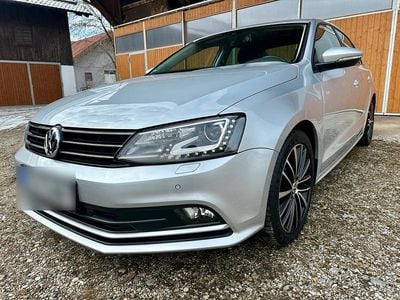 Gebraucht VW Jetta 110 PS (80 kW) 2014 Silber Limousine
