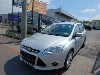 Gebraucht Ford Focus SYNC Edition 116 PS (85 kW) 2014 Silber Kombi