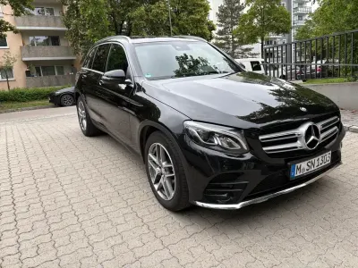 Gebraucht Mercedes GLC220 AMG line 170 PS (125 kW) 2016 Schwarz SUV