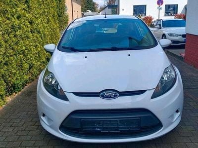 Second-hand Ford Fiesta 60 CP (44 kW) 2011 Alb Hatchback