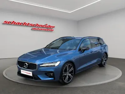 Gebraucht Volvo V60 R-Design 250 PS (183 kW) 2020 Blau Kombi