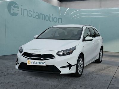 Weiß Gebraucht 2024 Kia Ceed Kleinwagen | 22.250 € (Fairer Preis)