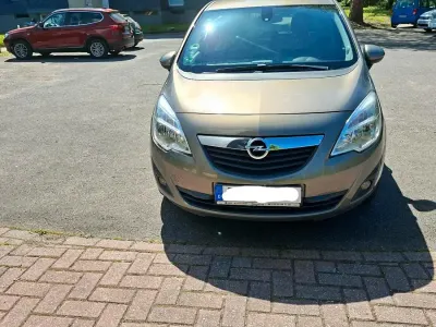 Używany Opel Meriva 95 KM (69 kW) 2013 Szary Minivan