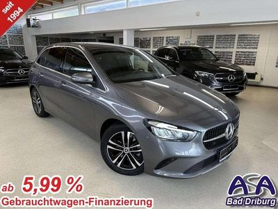 Używany Mercedes B200 Progressive 150 KM (110 kW) 2024 Szary Minivan