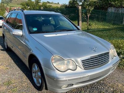 Mercedes C220