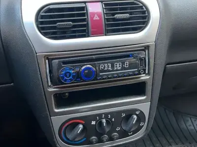 Gebraucht Opel Corsa 75 PS (55 kW) 2003 Schwarz Kleinwagen