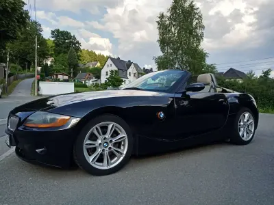 Gebraucht BMW Z4 170 PS (125 kW) 2004 Schwarz Cabrio