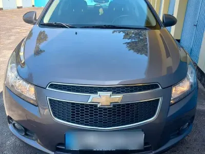 Usado Chevrolet Cruze LT 141 HP (103 kW) 2012 Castanho Carrinha