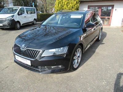 Gebraucht Skoda Superb Style 190 PS (139 kW) 2017 Schwarz Kombi