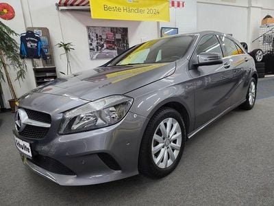 Gebraucht Mercedes A180 Urban 122 PS (89 kW) 2016 Grau Limousine