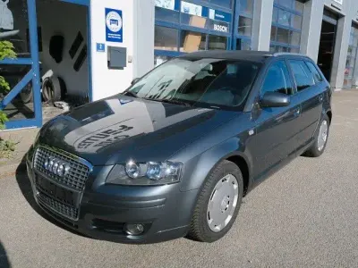Używany Audi A3 Ambition 102 KM (75 kW) 2006 Szary Hatchback