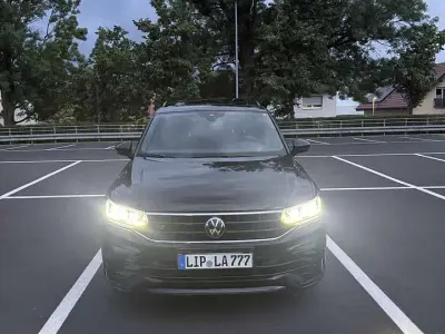 Gebraucht VW Tiguan Allspace R-line 200 PS (147 kW) 2024 SUV