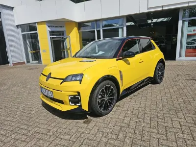 Neu Renault R5 Iconic 110 kW (150 PS) 2026 Gelb Kleinwagen