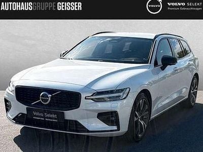 Begagnad Volvo V60 Plus 197 HK (144 kW) 2025 Vit Kombi