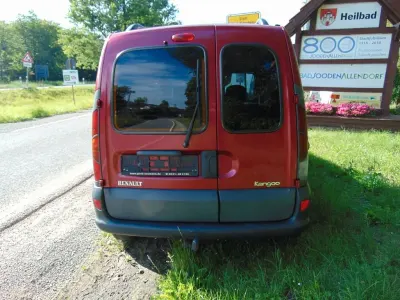 Gebraucht Renault Kangoo Expression 75 PS (55 kW) 2003 Rot Van / Kleinbus