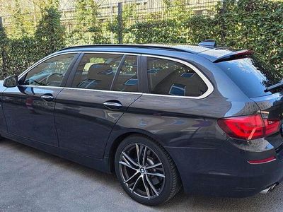 Second-hand BMW 530 258 CP (189 kW) 2012 Negru Break