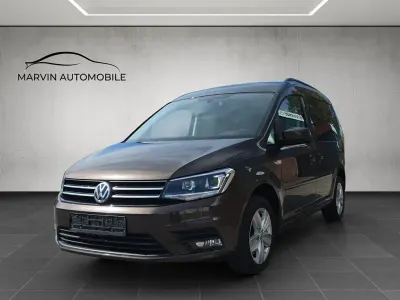 Usata VW Caddy Comfortline 150 CV (110 kW) 2015 Marrone Monovolume