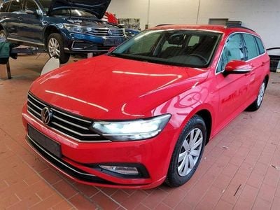 Usata VW Passat Business 122 CV (89 kW) 2023 Rosso Station wagon