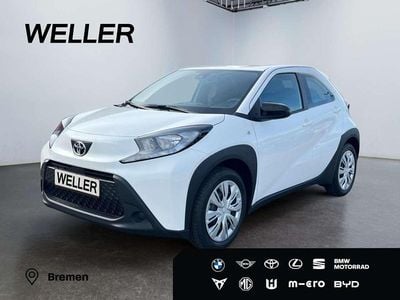 Weiss Neu 2025 Toyota Aygo X Business Edition SUV | 19.490 € (Fairer Preis)
