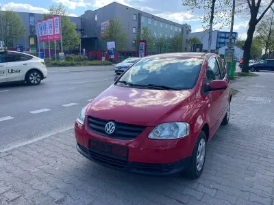Gebraucht VW Fox Basis 54 PS (39 kW) 2007 Rot Kleinwagen