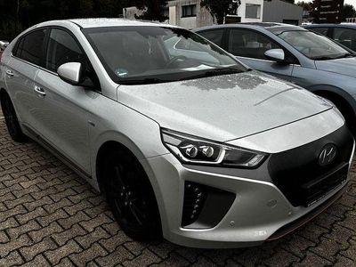 Silber Gebraucht 2019 Hyundai Ioniq Style Kleinwagen | 12.800 € (Fairer Preis)