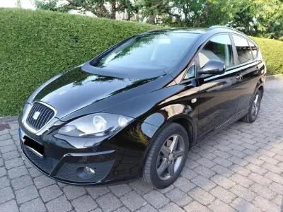 Gebraucht Seat Altea Sun 125 PS (91 kW) 2015 Schwarz Van / Kleinbus