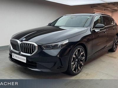 Neu BMW 550e 489 PS (359 kW) 2025 Schwarz Kombi