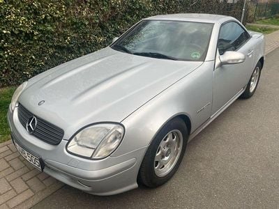 Gebraucht Mercedes SLK200 163 PS (119 kW) 2000 Silber Cabrio