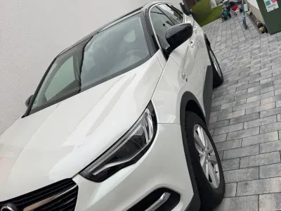 Gebraucht Opel Grandland X 136 PS (100 kW) 2019 Weiß SUV
