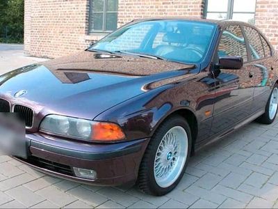 Gebraucht BMW 528 193 PS (141 kW) 1997 Rot Limousine