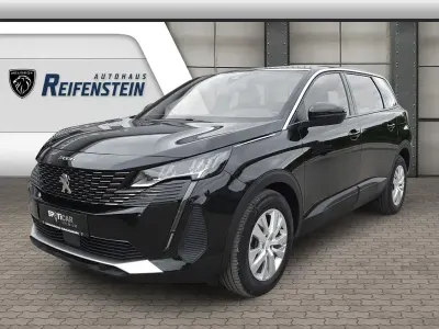 Gebraucht Peugeot 5008 Active 131 PS (96 kW) 2023 Perla nera (metallic) SUV