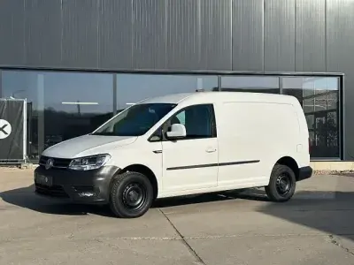Usata VW Caddy 122 CV (89 kW) 2021 Bianco Monovolume