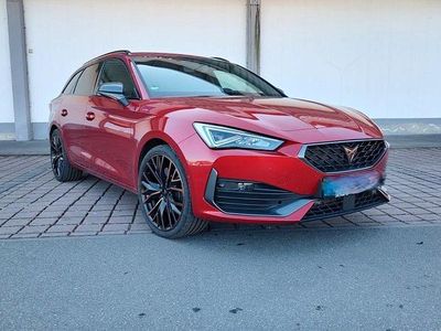 Rot Gebraucht 2024 Cupra Leon VZ Kombi | 34.490 € (Teuer)