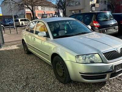 Gebraucht Skoda Superb 140 PS (102 kW) 2007 Grau Limousine
