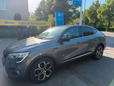 Używany Renault Arkana 140 KM (102 kW) 2021 Szary SUV