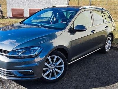 Gebraucht VW Golf VII Highline 150 PS (110 kW) 2018 Grau Kombi