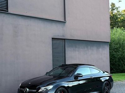 Mercedes C63 AMG