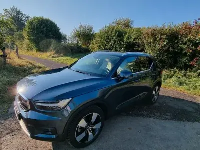 Gebraucht Volvo XC40 Inscription 190 PS (139 kW) 2018 Blau SUV