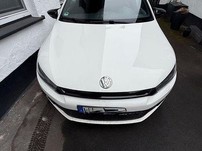 Gebraucht VW Scirocco 160 PS (117 kW) 2009 Weiß Coupé