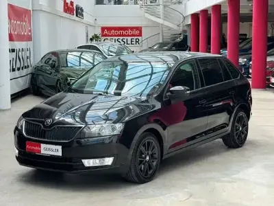 Gebraucht Skoda Rapid Joy 116 PS (85 kW) 2016 Schwarz Kleinwagen