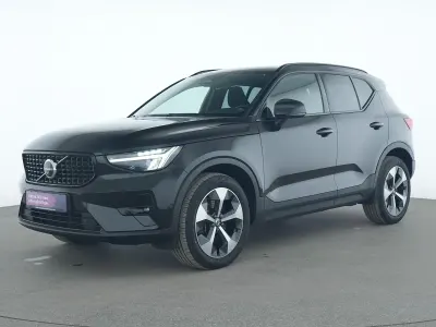 Gebraucht Volvo XC40 Ultimate 197 PS (144 kW) 2023 Onyx black SUV