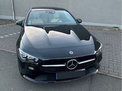 Gebraucht Mercedes CLA200 Shooting Brake 163 PS (119 kW) 2022 Schwarz Kombi