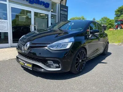 Gebraucht Renault Clio IV Trophy 220 PS (161 kW) 2018 Schwarz Kleinwagen