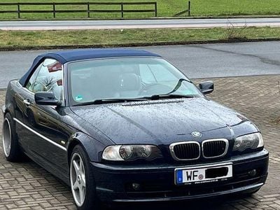 Gebraucht BMW 320 Sport Line 170 PS (125 kW) 2001 Blau Cabrio